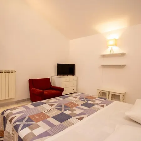 Apartments Volarevic Rovinj Exterior photo