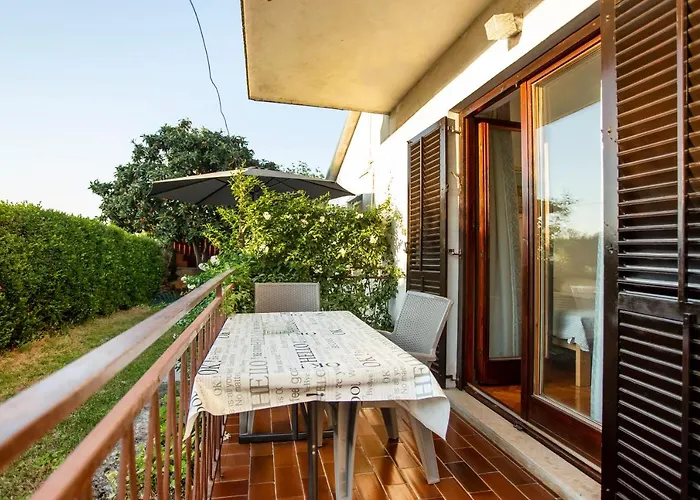 Apartments Volarevic